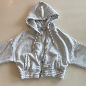 Gray/white cropped zip up